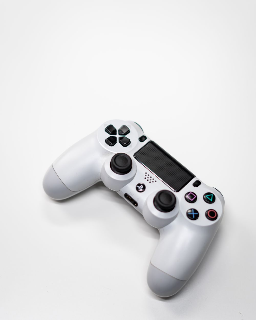 PlayStation 5 Slim Disc Edition + 2 Controllers